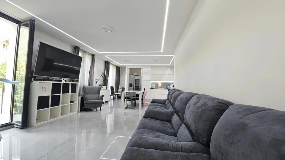 Beautiful Single-Family Home in Osogna – photo 6 of 20