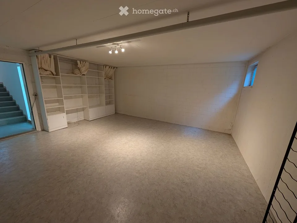 Spacious semi-detached single-family house in Zumikon – family-friendly & close to ICS – photo 6 of 9