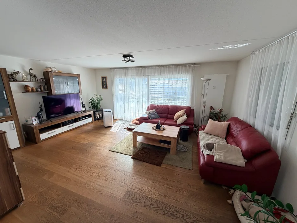 Geräumige 5-Zimmer-Maisonette-Wohnung in Allschwil – Foto 7 von 10
