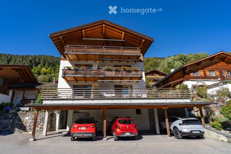 Dachwohnung in Klosters Dorf – Foto 2 von 22
