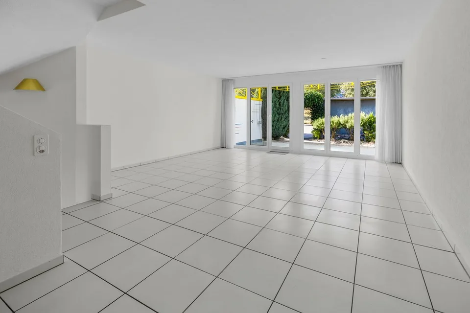 Zuhause mit Aussicht ins Grüne (inkl. 2 Parkplätze) – Foto 3 von 8