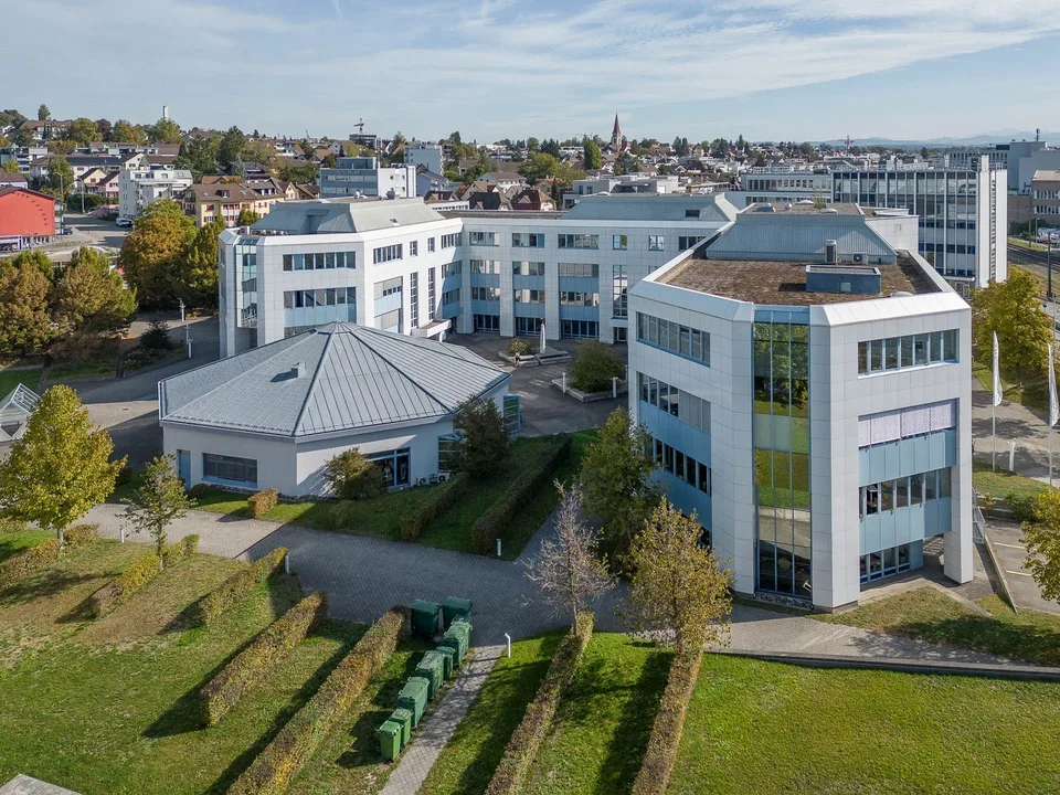 Espace de bureau attractif et agrandi dans un emplacement central à Wallisellen – photo 11 sur 12