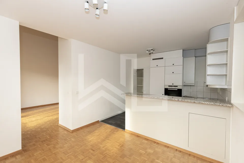 Magnifique duplex au coeur du prestigieux Domaine Impérial – Foto 6 von 13