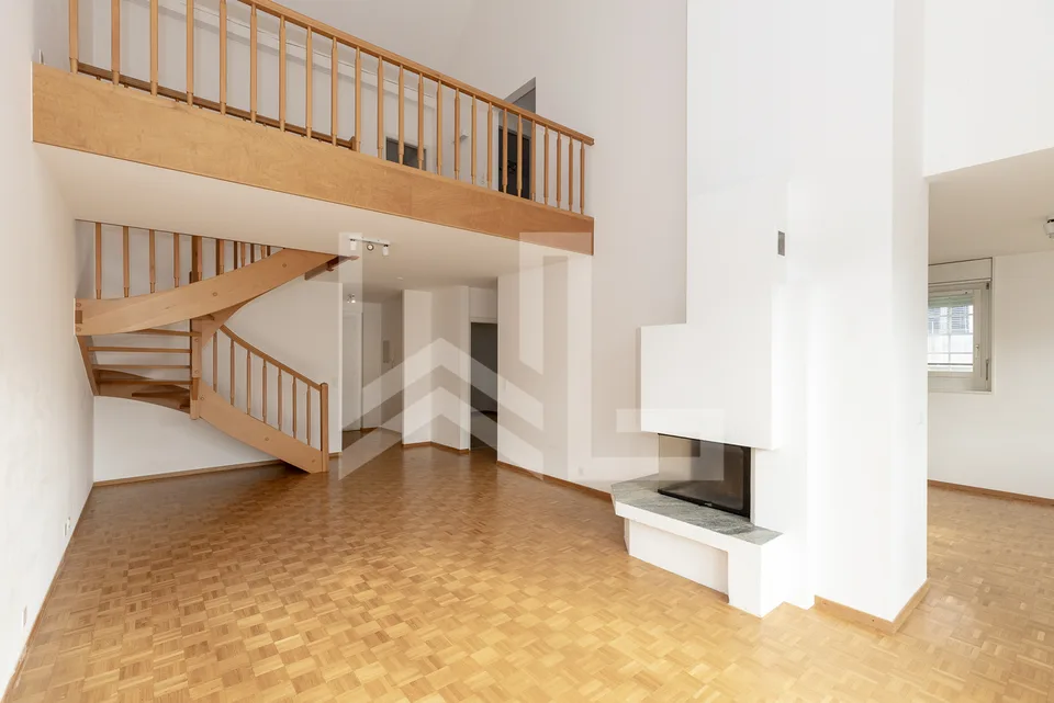 Magnifique duplex au coeur du prestigieux Domaine Impérial – Foto 2 von 13