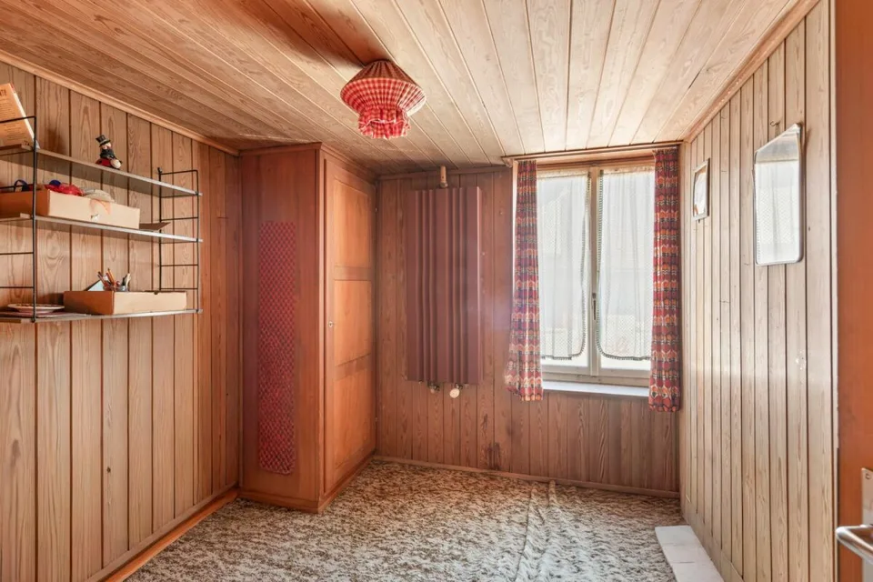 Maison multifamiliale avec dépendance et jardin au centre de Pfäffikon – photo 14 sur 20