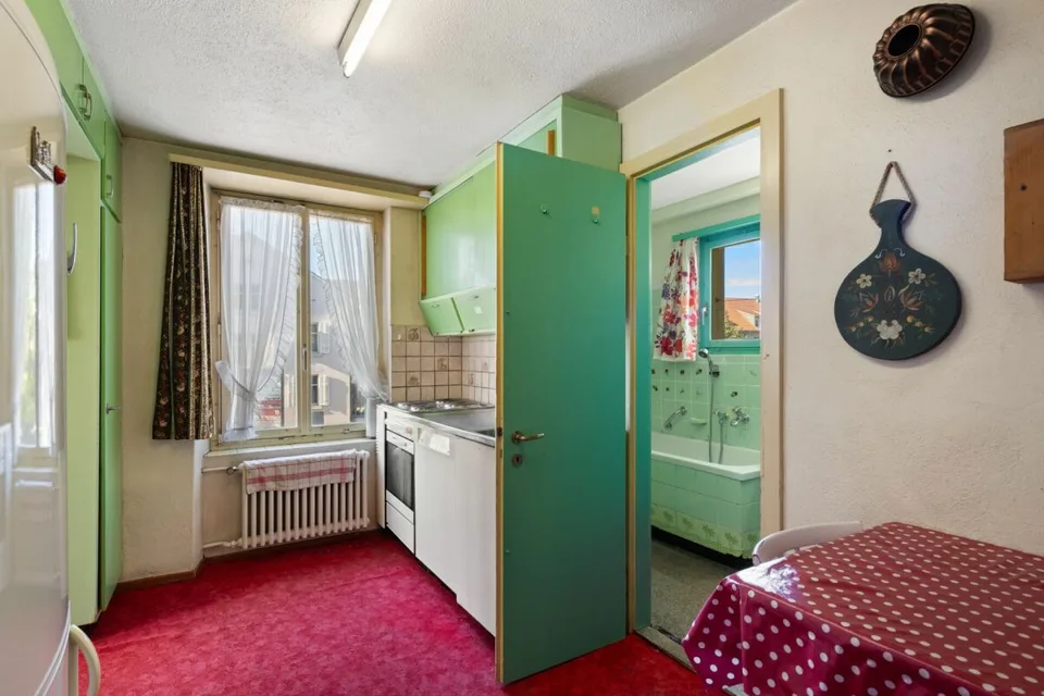 Maison multifamiliale avec dépendance et jardin au centre de Pfäffikon – photo 10 sur 20
