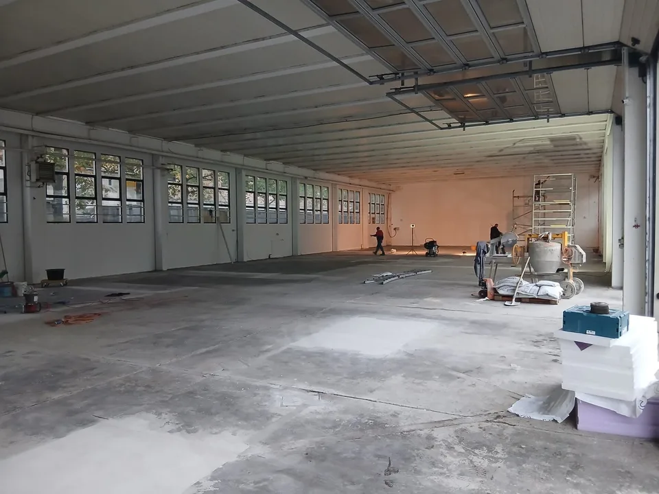 Locale commerciale e magazzino in affitto a Grancia – foto 8 di 11
