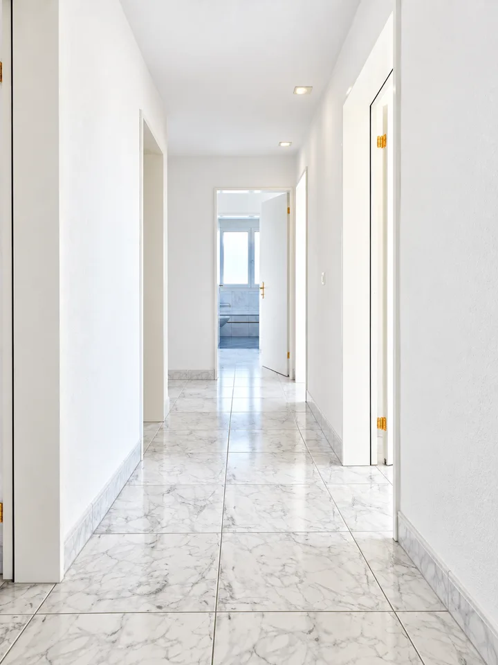 Appartamento luminoso 4.5 locali con balcone e garage a Dietikon – foto 13 di 21