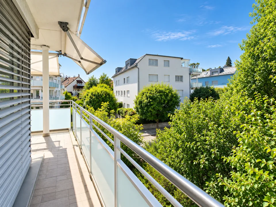 Appartamento luminoso 4.5 locali con balcone e garage a Dietikon – foto 16 di 21