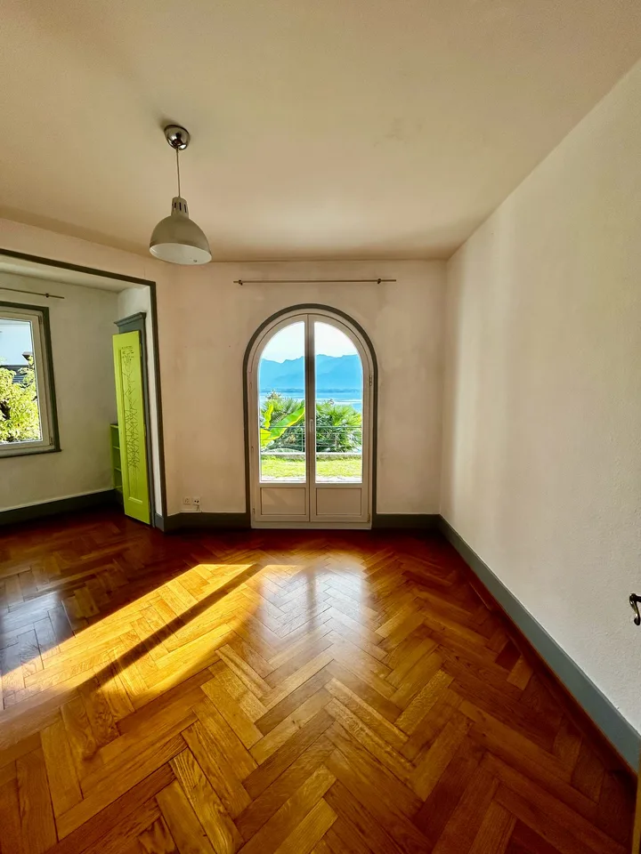 Ampio appartamento con terrazza, giardino e vista panoramica sul lago a Montreux – foto 6 di 16