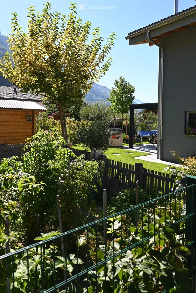 Maison individuelle de 160 m² avec magnifique extérieur à Riddes – photo 3 sur 12