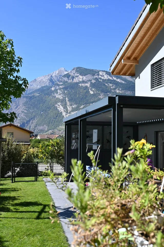 Maison individuelle de 160 m² avec magnifique extérieur à Riddes – photo 4 sur 12