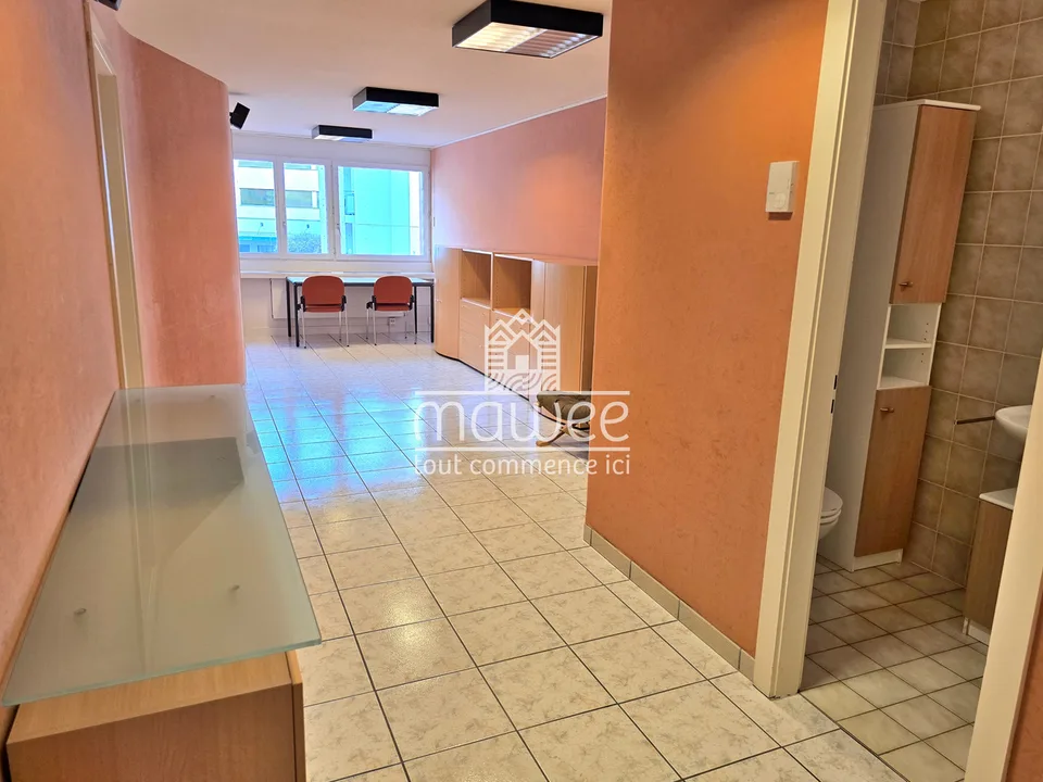 Bureau / surface commerciale de 75 m² au centre de Martigny – photo 5 sur 13