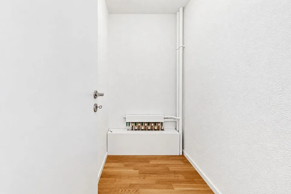 Ampio appartamento di 3,5 locali al 3° piano sinistro – foto 7 di 9