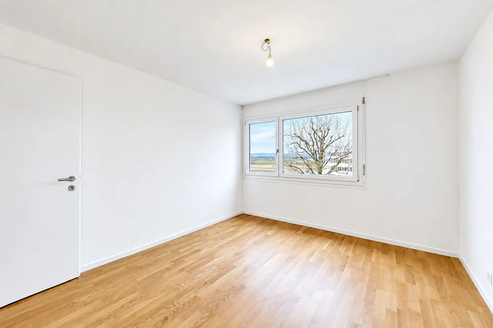 Ampio appartamento di 3,5 locali al 3° piano sinistro – foto 5 di 9