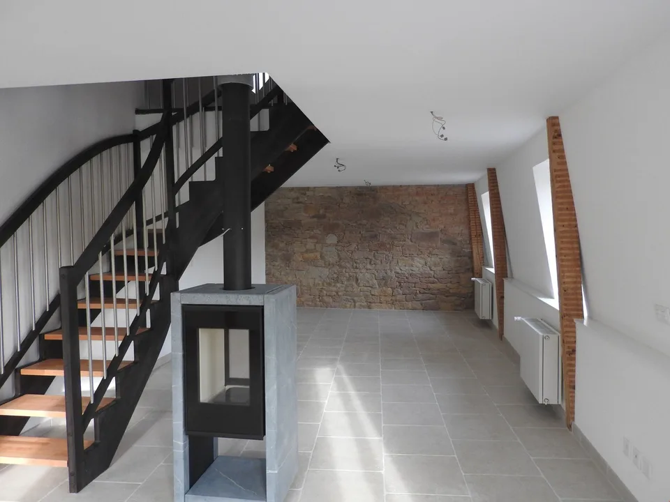 Rarità! Appartamento loft in duplex mansardato, terrazza sul tetto, accesso diretto con ascensore – foto 6 di 17