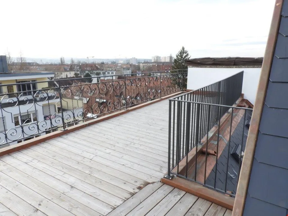 Rarità! Appartamento loft in duplex mansardato, terrazza sul tetto, accesso diretto con ascensore – foto 13 di 17