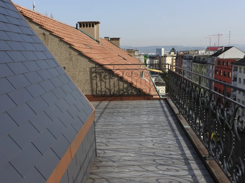 Rarità! Appartamento loft in duplex mansardato, terrazza sul tetto, accesso diretto con ascensore – foto 14 di 17