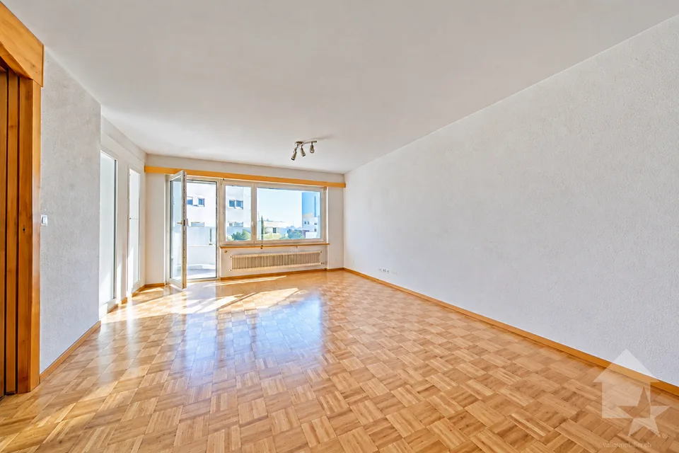 Appartement de 5.5 pièces entièrement rénové – photo 3 sur 13