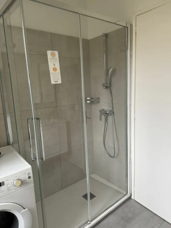 Wohnung 4.5 Zimmer im ersten Stock – Foto 8 von 10