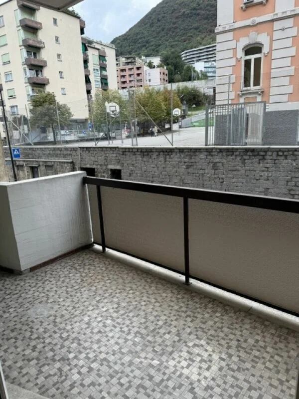 Wohnung 4.5 Zimmer im ersten Stock – Foto 4 von 10
