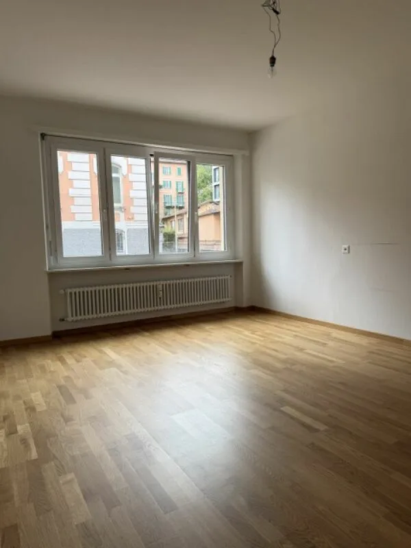 Wohnung 4.5 Zimmer im ersten Stock – Foto 7 von 10