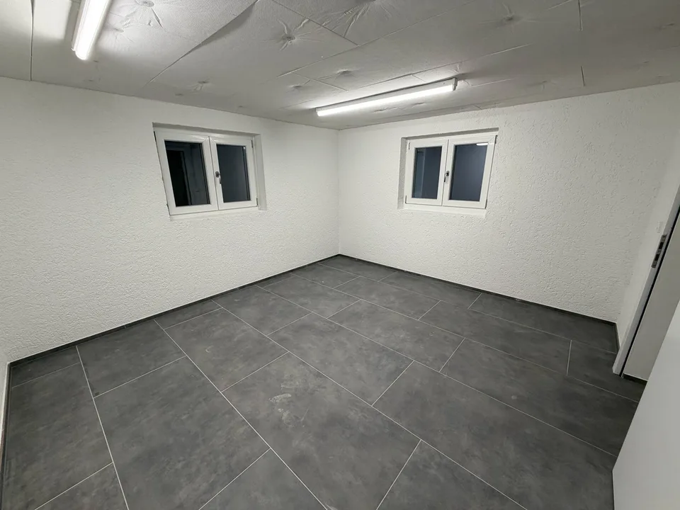Superbes locaux de loisirs avec WC à louer à un emplacement superbe ! – photo 6 sur 7