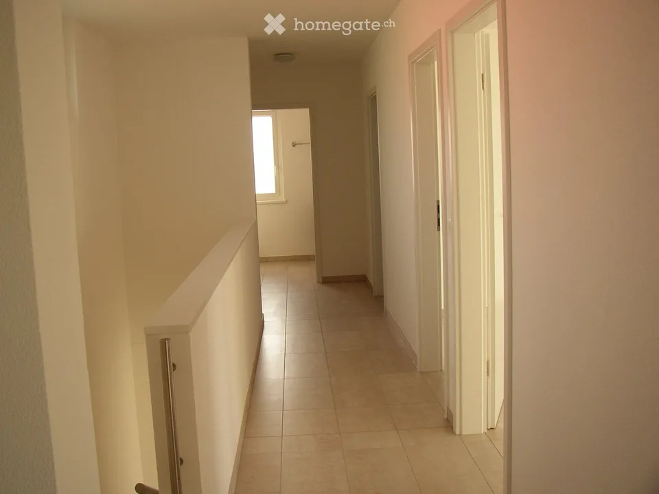 Casa indipendente con giardino a Comano – foto 2 di 5