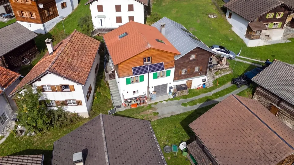 Capolavoro di vacanza con panorama montano – foto 5 di 9