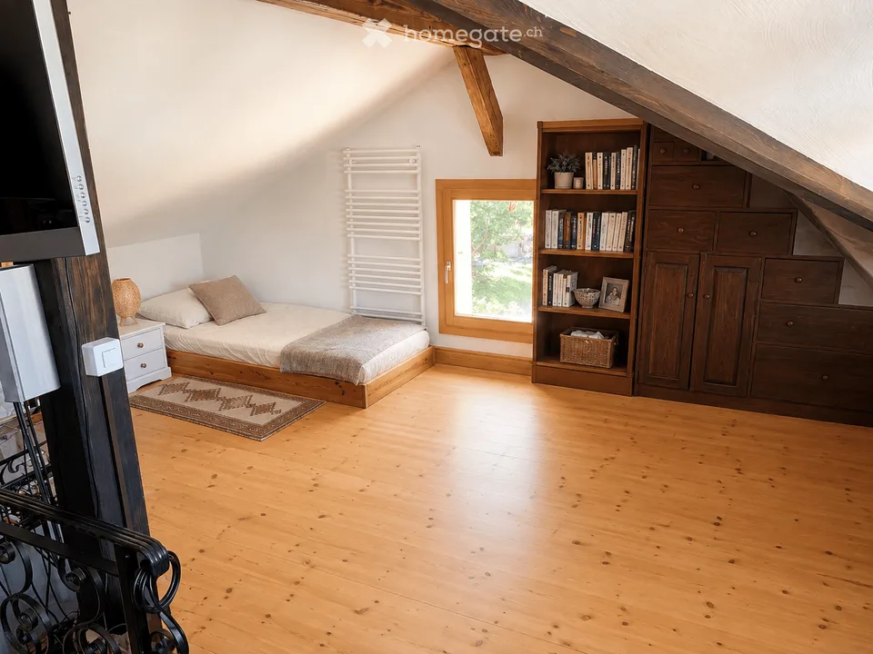 Geräumiges Einfamilienhaus mit 7.5 Zimmern und Garten im Herzen von Saxon – Foto 18 von 27
