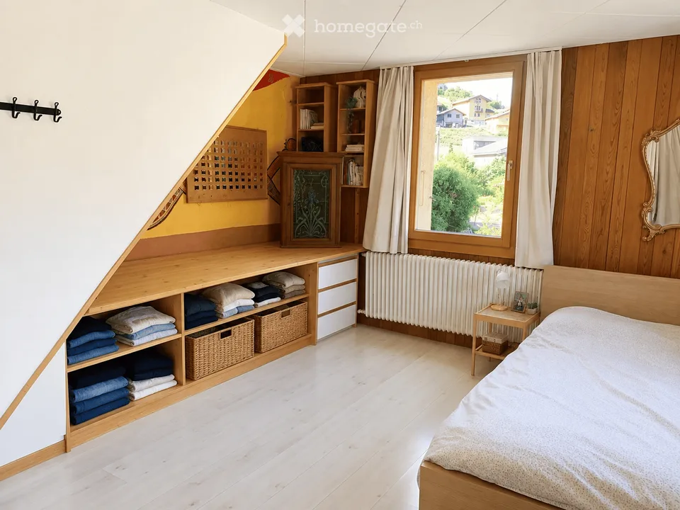 Geräumiges Einfamilienhaus mit 7.5 Zimmern und Garten im Herzen von Saxon – Foto 19 von 27