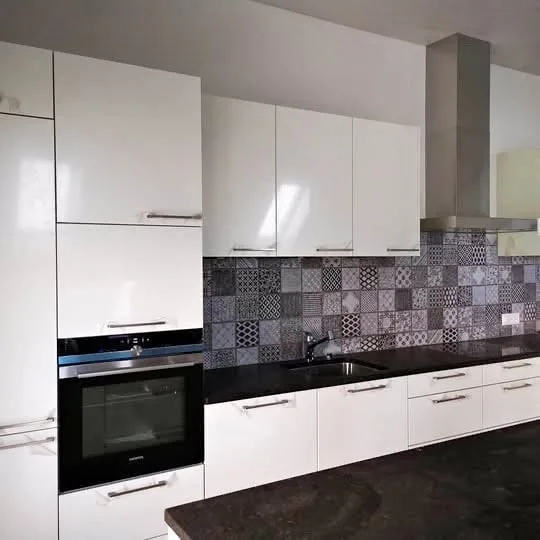 Appartement 3 chambres, 2 salles de bain, jardin et garage. – photo 3 sur 5