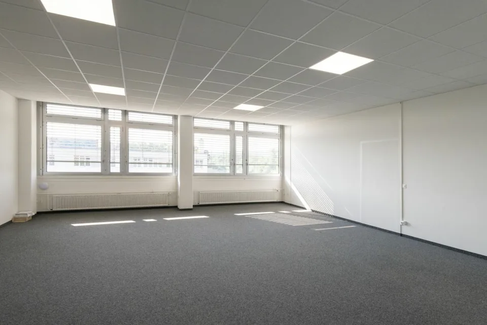 Work smart in Regensdorf - flexible Büroflächen mit Community Zone – Foto 3 von 14