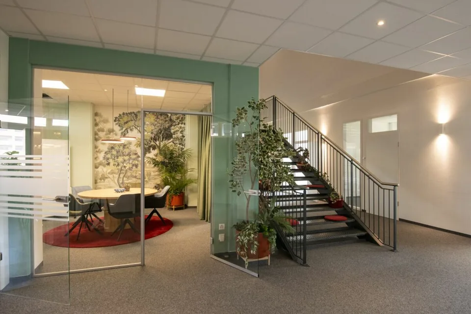 Work smart in Regensdorf - flexible Büroflächen mit Community Zone – Foto 10 von 14