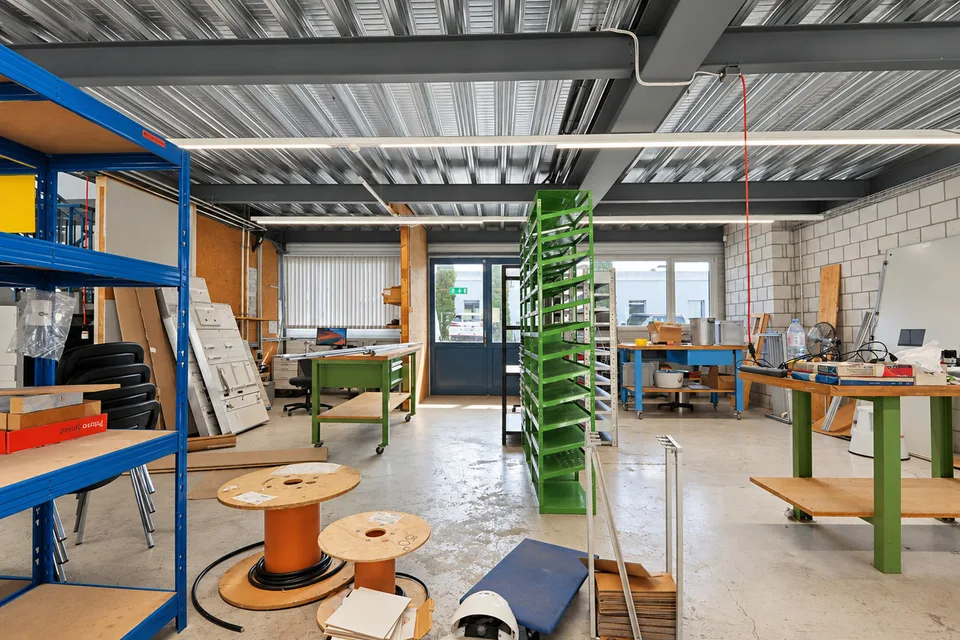Vielseitige Industrie- und Gewerbeliegenschaft An attraktivem Standort – Foto 6 von 13