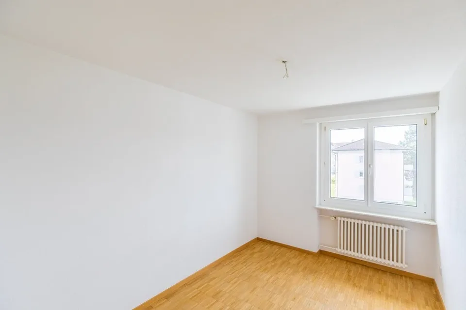 Ampio e luminoso appartamento di 4,5 locali in affitto! – foto 4 di 9