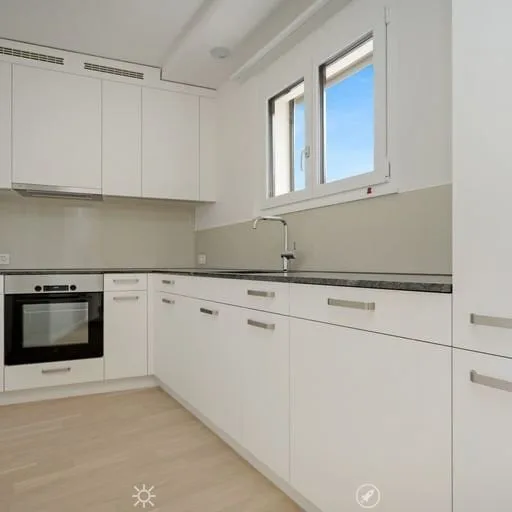 Schöne 2.5-ZW mit 2 Balkone im Zentrum von Biel – Foto 3 von 10