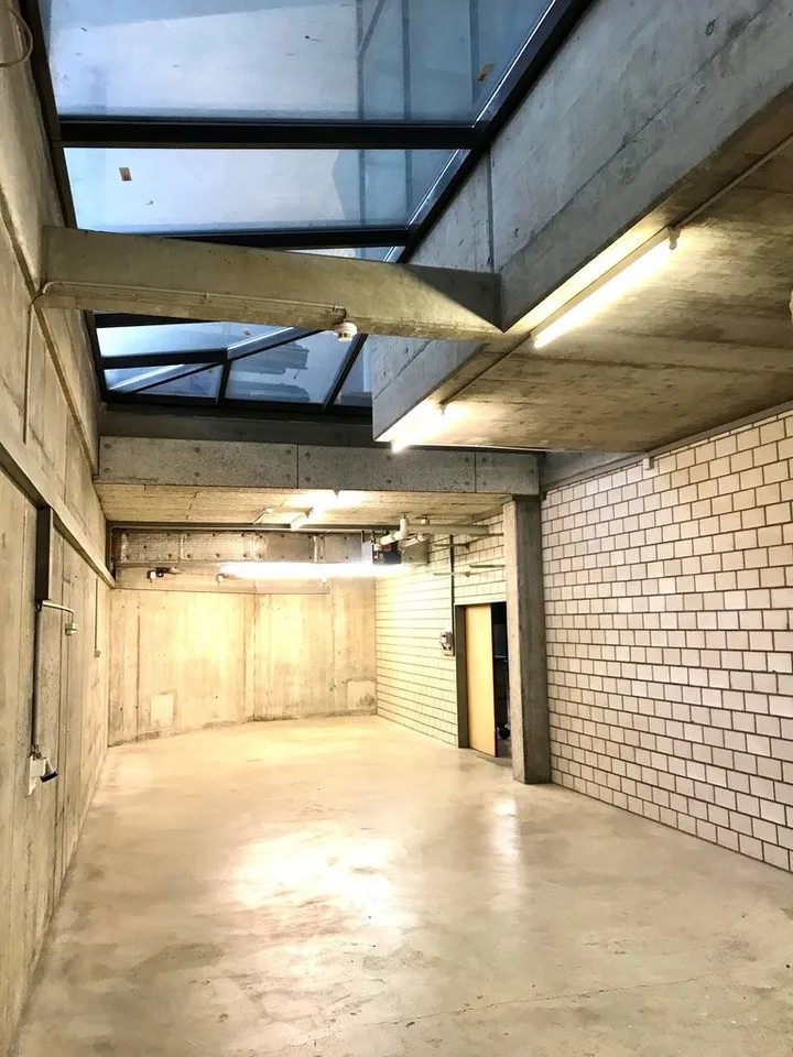 Locaux de stockage entre 40-323 m2 au 1er sous-sol – photo 8 sur 9