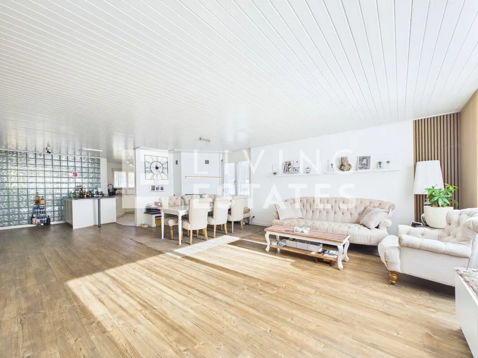 5.5 Zimmer Einfamilienhaus in Holziken – Foto 2 von 18