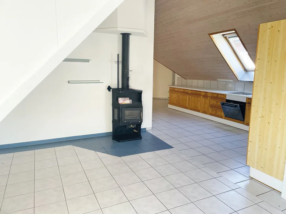 Grosszügiges Altbau-Wohngefühl mit Weitblick und Charme – Foto 3 von 9
