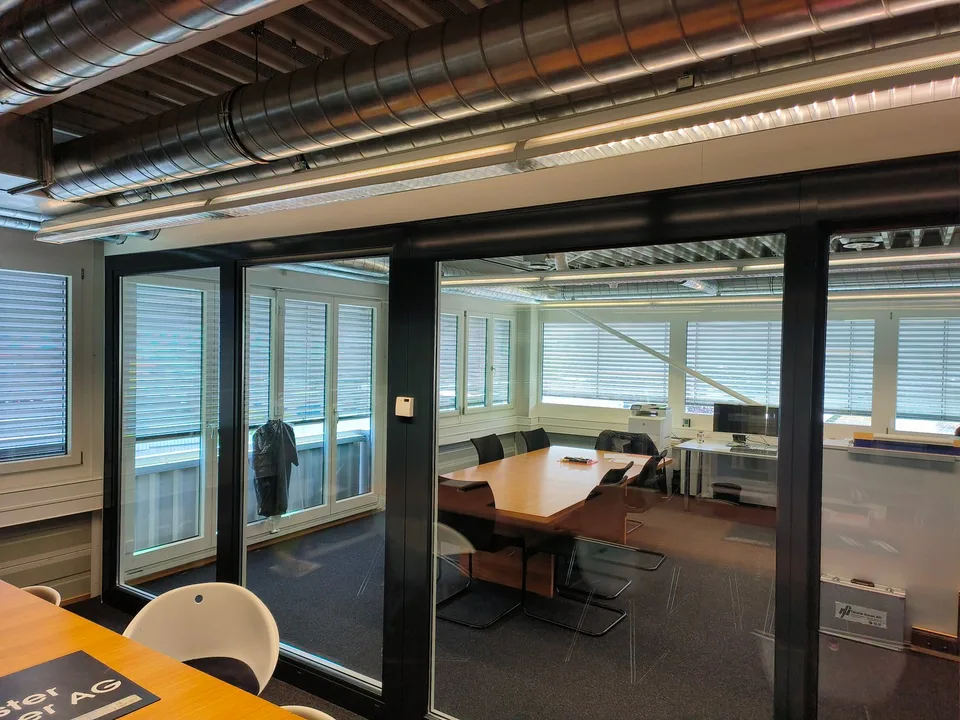 Vielseitige Gewerbe- und Lagerflächen in Samstagern – ideal auch als Handwerkerzentrum – Foto 7 von 9