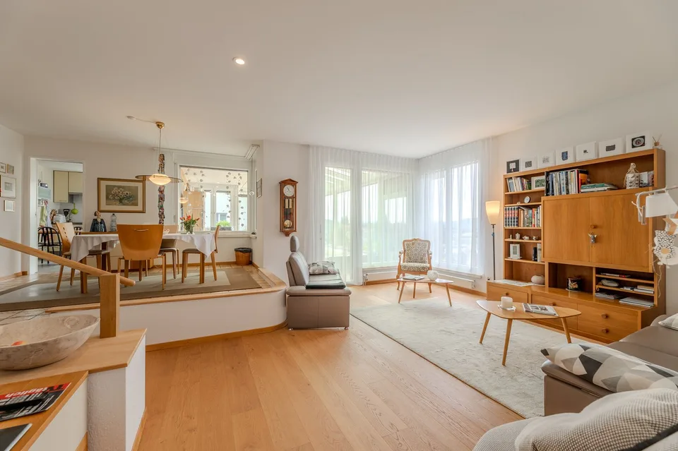 Attraktives Einfamilienhaus an wunderbarer Aussichtslage – Foto 5 von 19