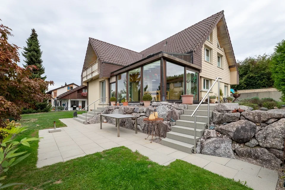 Attraktives Einfamilienhaus an wunderbarer Aussichtslage – Foto 11 von 19