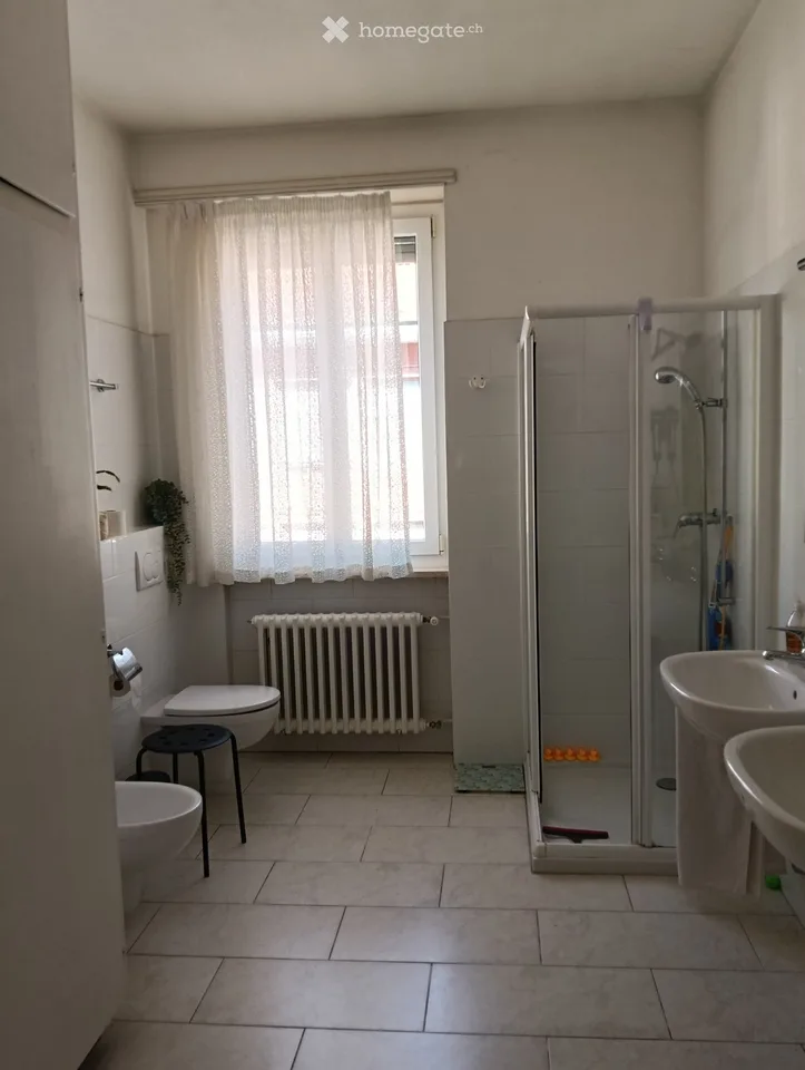 Wir suchen eine Wohnung mit 5,5 Zimmern zur Untermiete – Foto 2 von 5