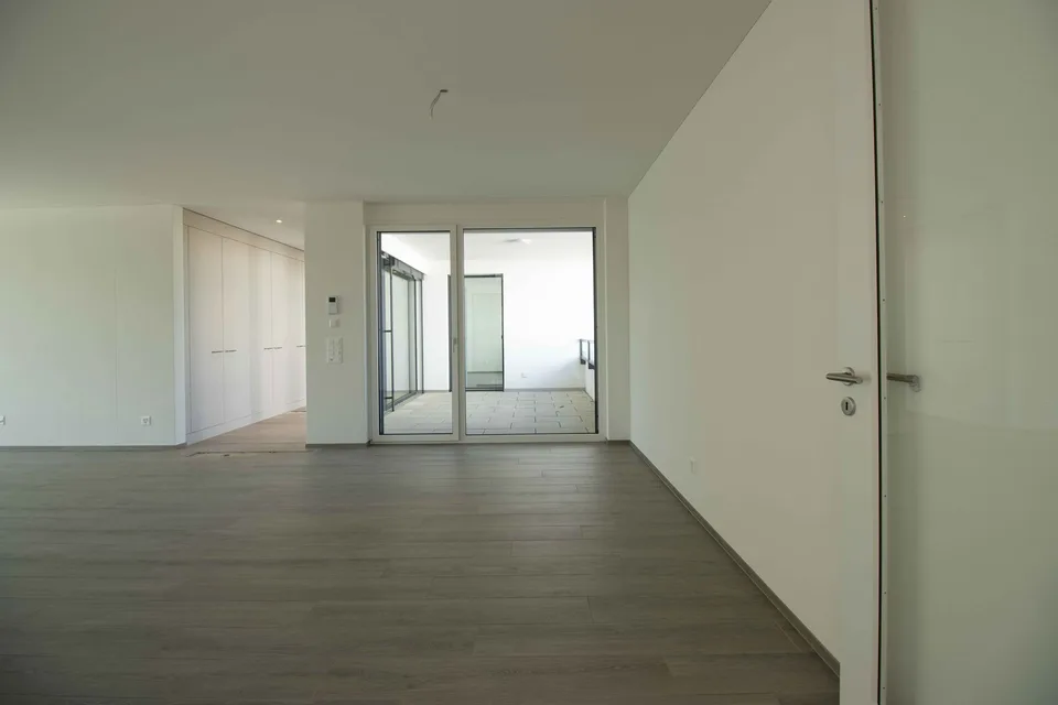 Modern living in the green - first occupancy – photo 5 of 6