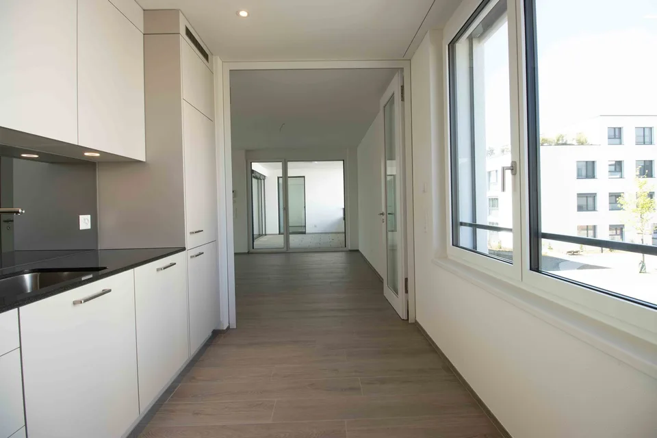 Modern living in the green - first occupancy – photo 3 of 6