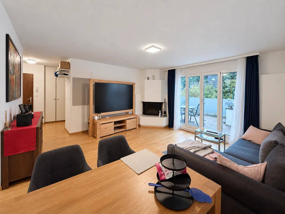 Charmante Dachwohnung mit Balkon und schöner Aussicht in Zofingen – Foto 9 von 10