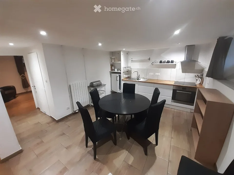 Lage Wohnung im Souterrain – Foto 3 von 5