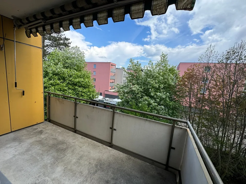 Sonnige 3-Zimmer-Wohnung mit Balkon in St. Gallen – Foto 6 von 6