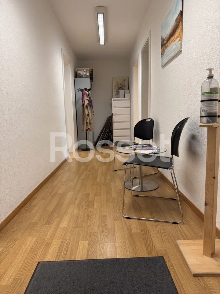 Verwaltungsfläche oder Wohnung von 122m2 – Foto 6 von 7